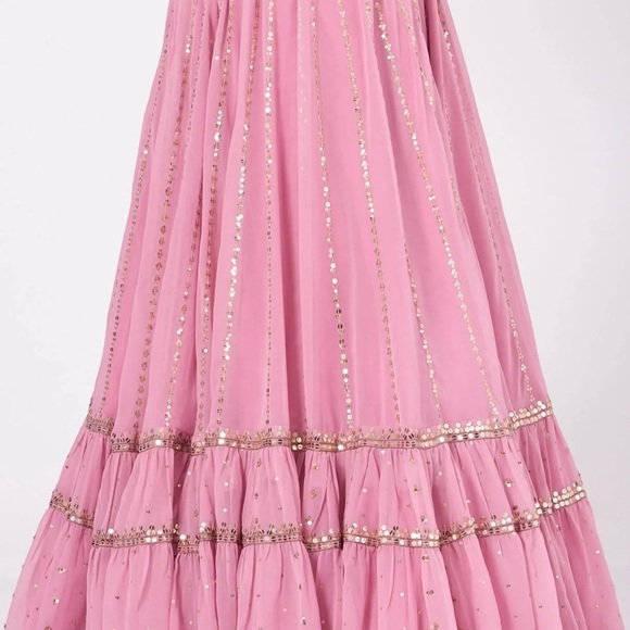 Dusky pink lehanga by vani vats - Picture 3 of 4